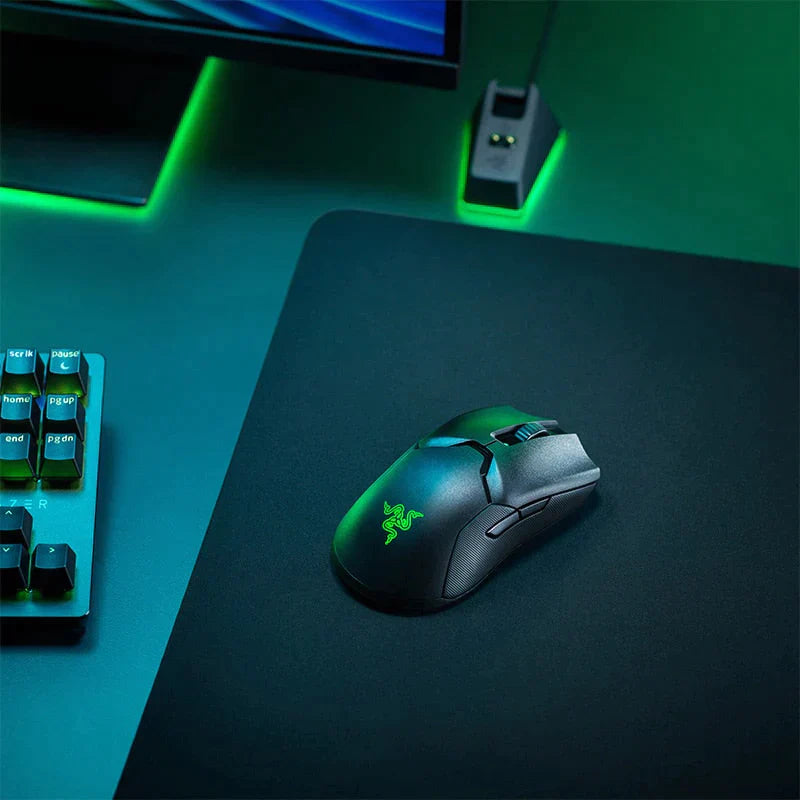 Razer Viper Ultimate Hyperspeed Sem Fio + Base de carregamento RGB Sensor óptico 20K DPI